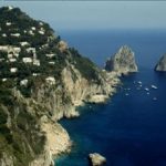 Capri tornano acqua e turisti sullisola revocata ordinanza