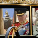 Carlo gioioso ma anche cupo al Trooping the Colour lanalisi dellesperto