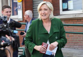 Elezioni Francia lestrema destra alla scommessa di Le Pen