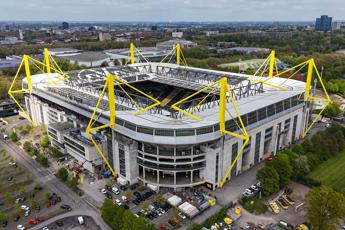 Fermati 67 ultras italiani a Dortmund preparavano agguato a tifosi albanesi