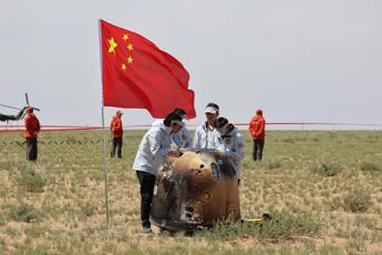 Luna sulla Terra i primi campioni dal lato nascosto limpresa della Cina Video