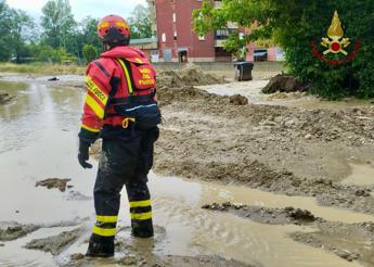 Maltempo sullItalia allerta arancione in Lombardia ed Emilia Romagna