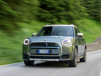 Nuova MINI Countryman sicurezza e sostenibilita