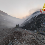 Palermo spento incendio in discarica Bellolampo. Sindaco Mantenete imposte chiuse