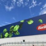 Per i 30 anni del pesto Barilla inaugurato un maxi murale artistico di oltre 800mq