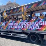 Roma Pride compie 30 anni la festa arcobaleno nella Capitale FOTO