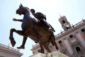 Roma perquisizioni in Campidoglio indagini anche su fondi Giubileo