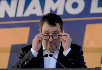 Salvini Macron vada in Ucraina a combattere e non rompa le palle agli italiani