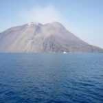 Stromboli allerta arancione per il vulcano