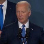 Biden e la gaffe Vi presento Putin. Ma e Zelensky Video