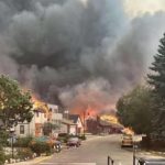 Canada incendio devasta citta di Jasper premier di Alberta in lacrime Video