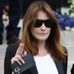 Carla Bruni verso lincriminazione convocata dal giudice i sospetti sono pesantissimi