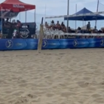 Estate nel beach volley infortuni in difesa e schiacciata 50 a caviglia e ginocchio