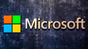 Interruzione globale dei servizi Microsoft disagi per banche e compagnie aeree e media