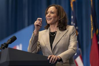 La pioniera Kamala Harris chi e la vice di Biden che potrebbe diventare presidente