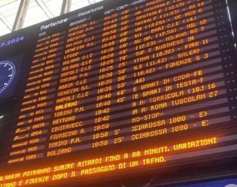 Treni in ritardo oggi per guasto cambiano orari Alta Velocita e Intercity