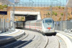 Treni traffico in tilt in Liguria guasti ritardi e rischio cancellazioni