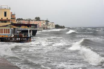 Trombe daria e nubifragi a Ischia danni e disagi