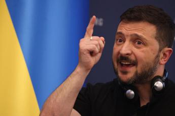 Ucraina Zelensky a Nato Putin aspetta elezioni Usa dobbiamo vincere ora