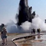 Yellowstone esplosione naturale spaventa i turisti Video