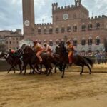 Palio di Siena la Contrada del Leocorno vince la Provaccia