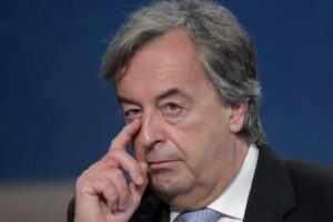 Burioni vs sindaca Potenza Picena Irresponsabile patrocinio a evento no vax