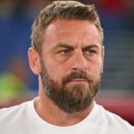 Calcio De Rossi sotto assedio la panchina della Roma e bollente Allegri a 600 su Sisal.it