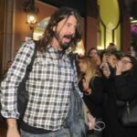 Dave Grohl ancora papa di una bambina ma la madre non e sua moglie