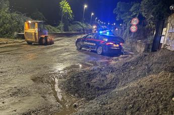 Frana in strada a Gragnano ordinanza per evacuare 20 persone