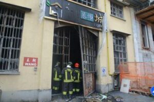 Incendio in emporio cinese a Milano Procura E doloso