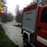 Maltempo auto travolte dallacqua nel foggiano disperso un vigile del fuoco