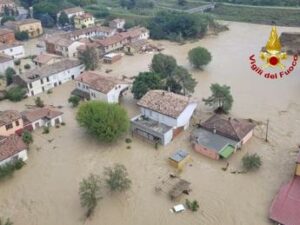 Maltempo e alluvione allerta rossa in Romagna e nel Bolognese