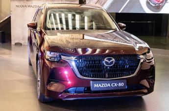 Mazda presenta la nuova CX 80