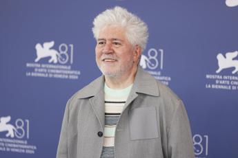 Mostra del cinema lappello di Almodovar Respingere bambini migranti e delirio