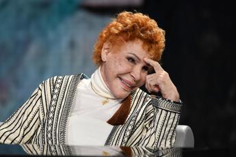 Ornella Vanoni compie 90 anni la carriera di una voce senza fine