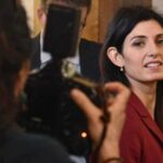 Raggi M5S torni a idea originale. Meloni Diversa da me ma tenace