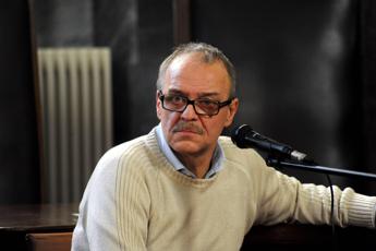 Renato Vallanzasca puo lasciare carcere trasferito in casa di cura la decisione