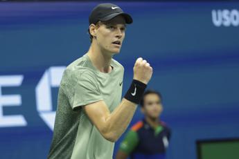 Sinner in semifinale agli US Open Medvedev battuto nei quarti