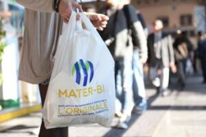 Sostenibilita Novamont prodotti Mater Bi con carbon footprint verificata