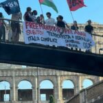 Terrorista e Israele blitz Collettivi al Colosseo a sostegno palestinesi arrestati