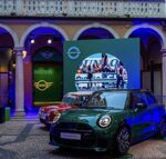 The House of MINI festeggia il 65° compleanno dellicona britannica