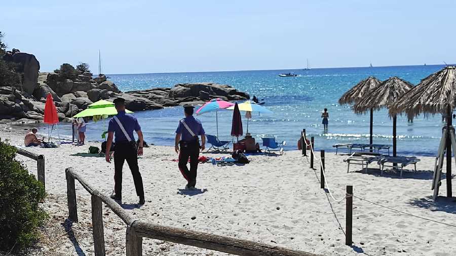 carabinieri spiaggia