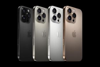 iPhone 16 Pro e Pro Max i nuovi smartphone schermi piu grandi e fotocamere incredibili