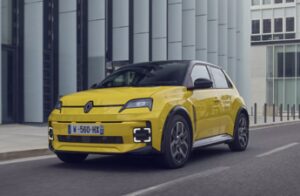 Compatta ed elegante la nuova Renault 5 E tech electric