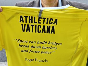 Di Sante alla maratona di New York con le parole del Papa Per sognare un mondo di pace