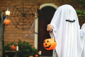 Halloween Udicon tra costumi e dolcetti ecco consigli per festa in sicurezza