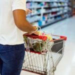 Linflazione rallenta ma salgono i prezzi del carrello della spesa