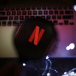 Netflix aumenta ancora i prezzi gli abbonamenti ora costano fino a 20 euro al mese