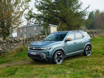 Nuovo Dacia Duster Auto Europa 2025