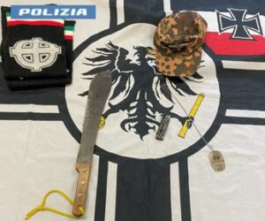 Razzismo aggressioni e simboli nazifascisti perquisizioni in tutta Italia